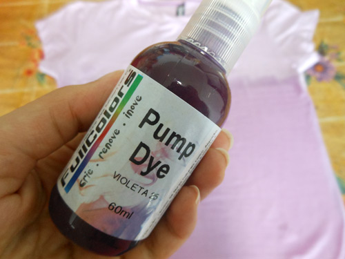 Customização de blusinha com Pump Dye