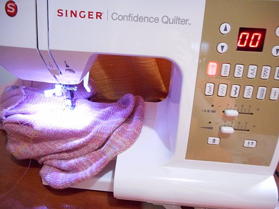 Como cortar blusa de tricô (lã) para transformar em casaquinho