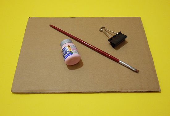 Como fazer quadrinho/prancheta com papelão
