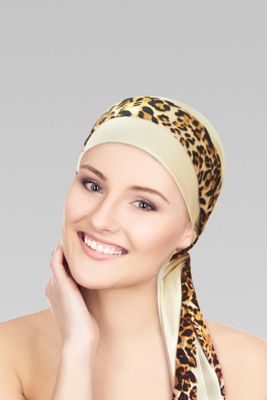 Como combinar roupas com o turbante durante a quimioterapia