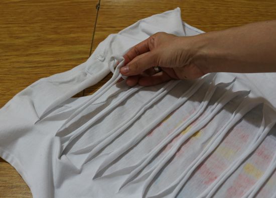 Como fazer camiseta com tiras trançadas nas costas - camiseta customizada