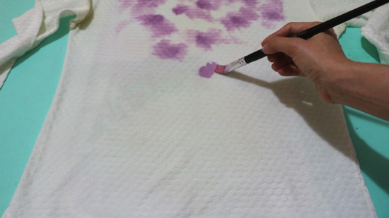 Passo a passo como fazer estampa tie dye sem amarração
