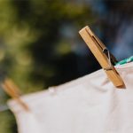 Como lavar almofadas sem danificar o tecido?