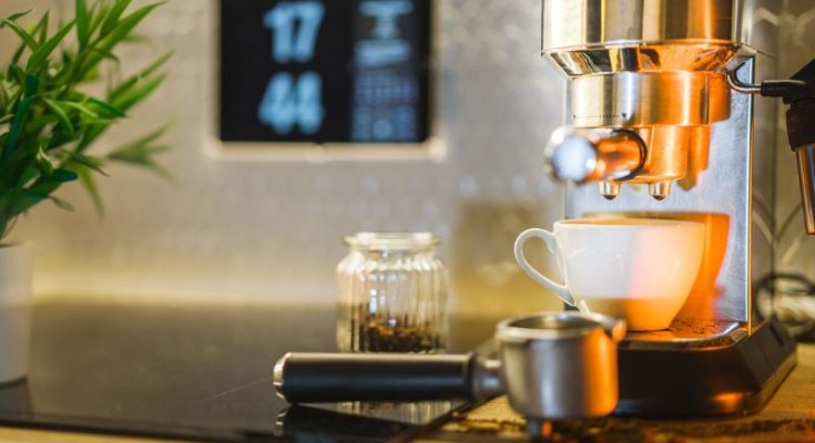 Como Criar uma Experiência de Cafeteria em Casa